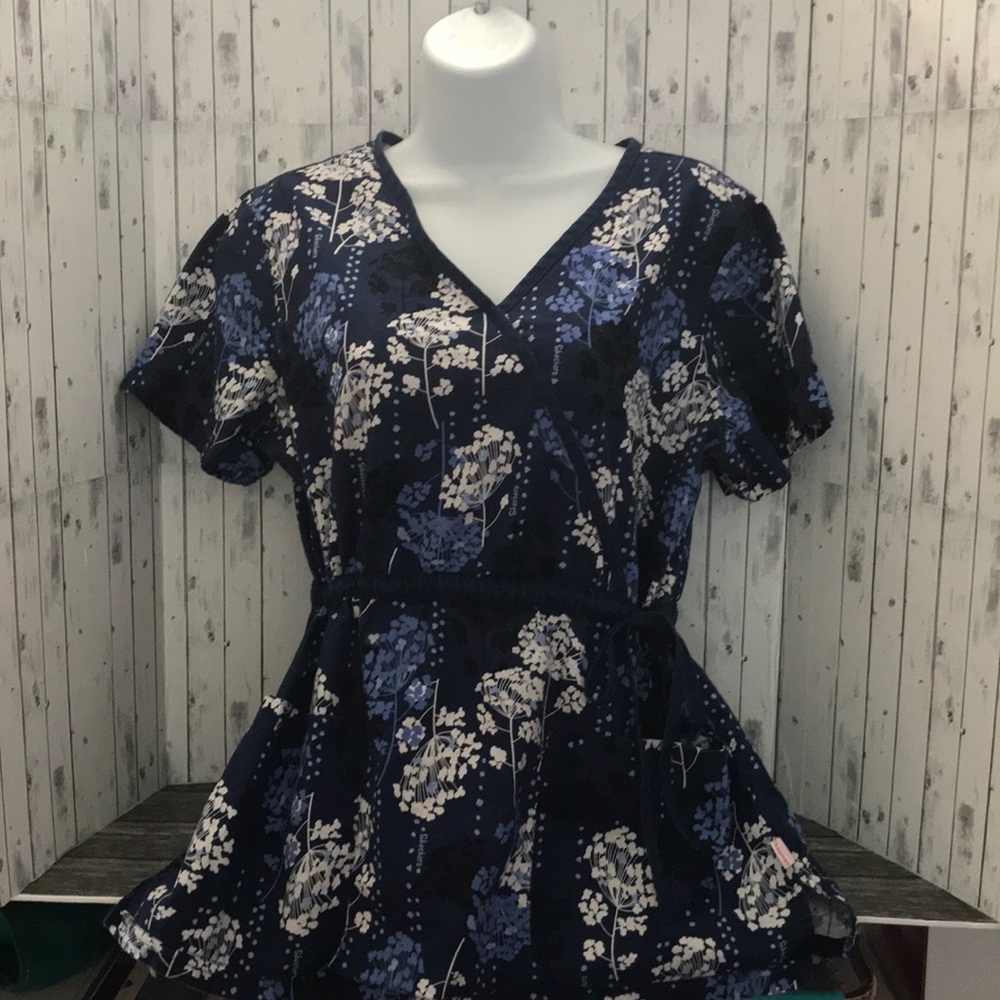 Skechers Brand Scrub Top